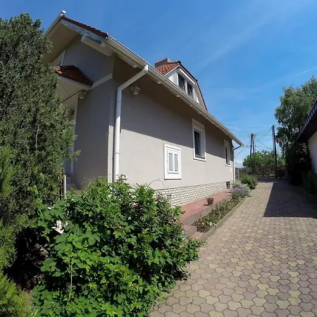 게스트하우스 Bodza Vendeghaz